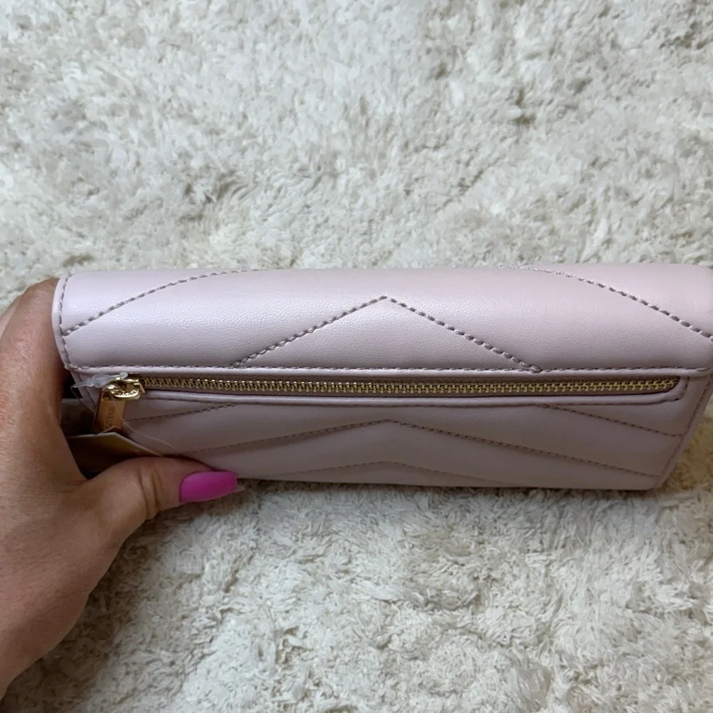 NWT Michael Kors Powder Blush Quilted Large Trifold Wallet